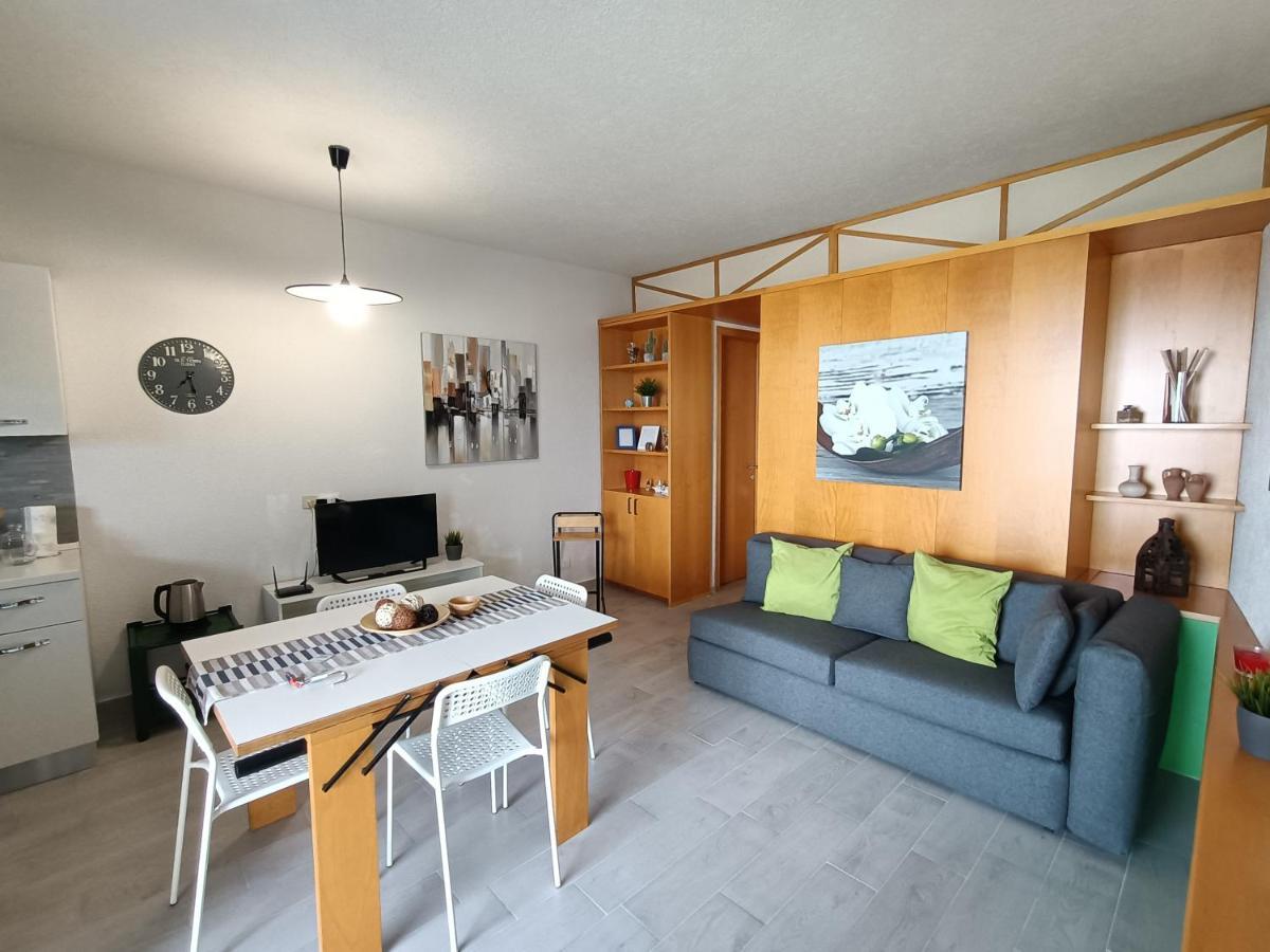Venusilia Apartment - Free Parking Aci Castello Eksteriør bilde